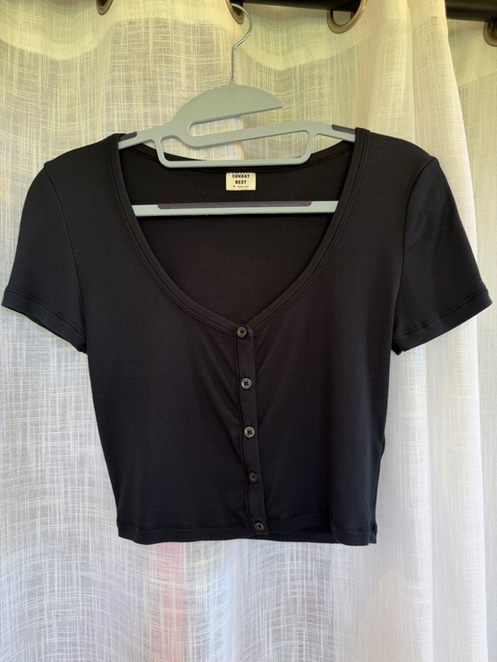 Sunday Best Black Button-Front Short Sleeve Crop Top